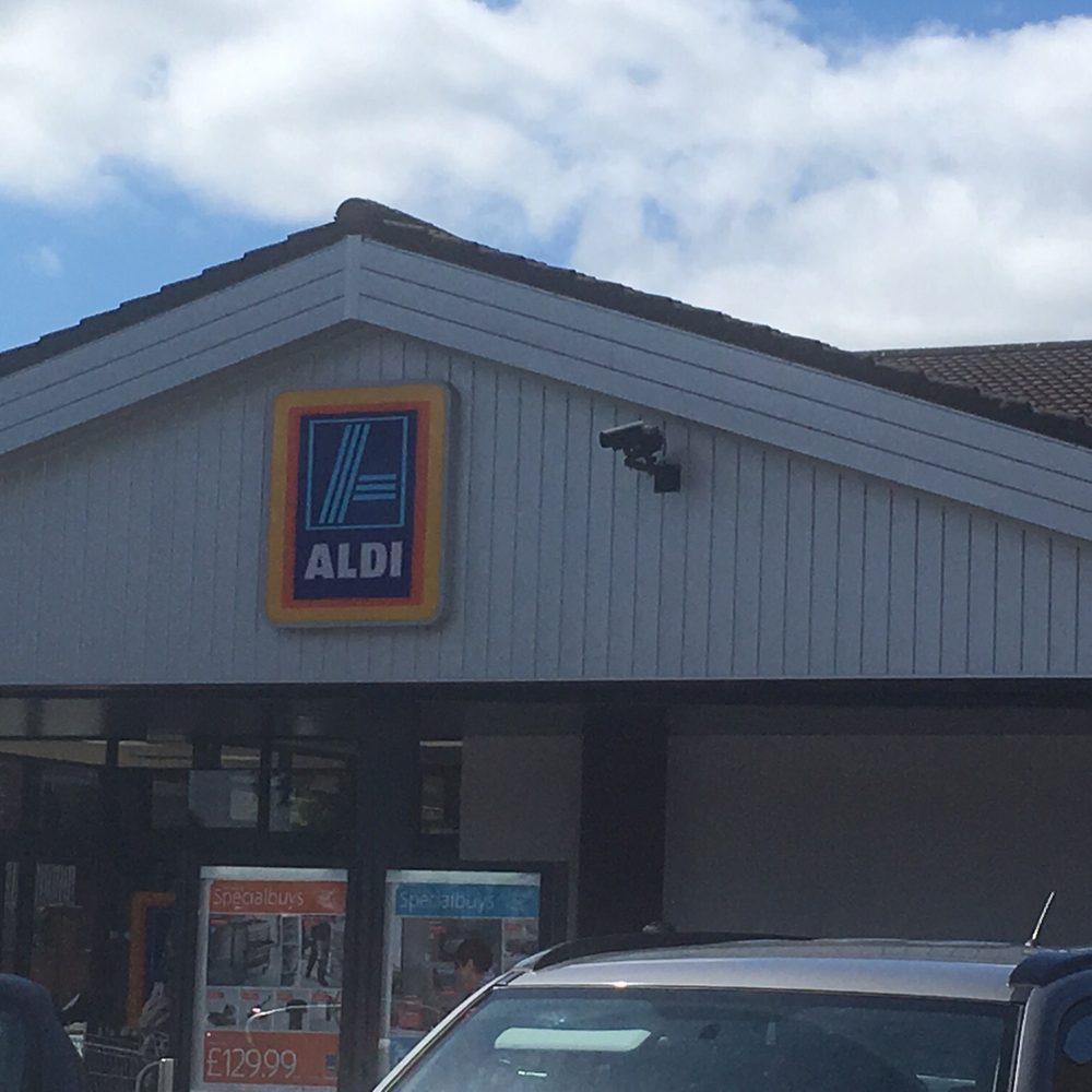 aldi farnworth