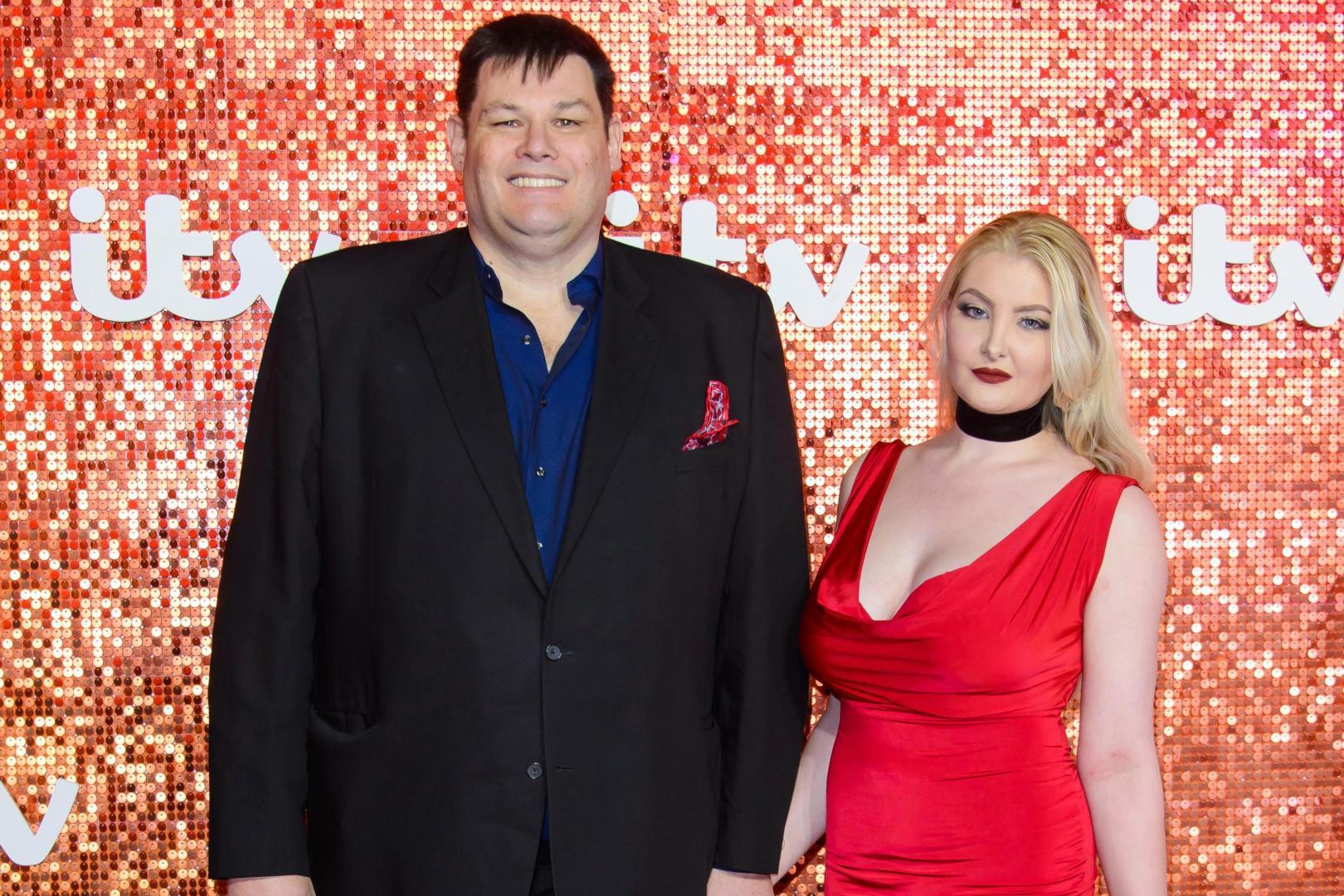 how heavy is mark labbett