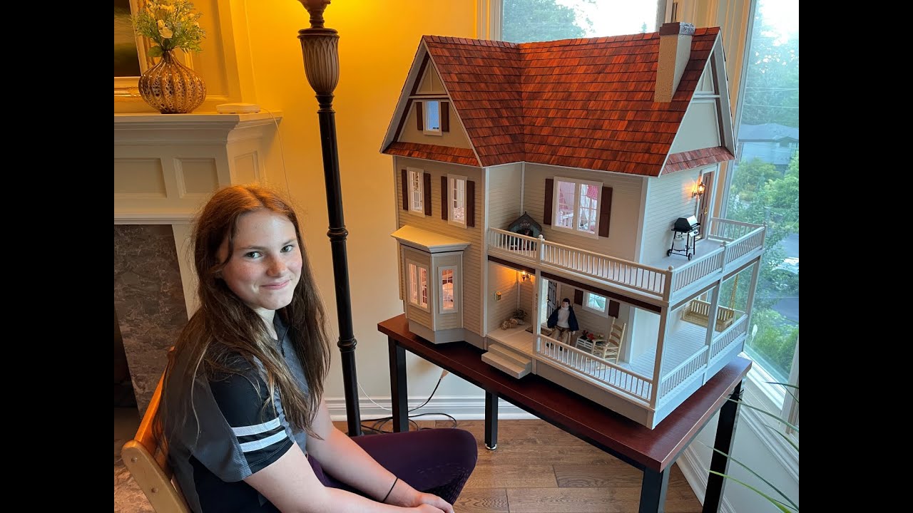 victorias dollhouse