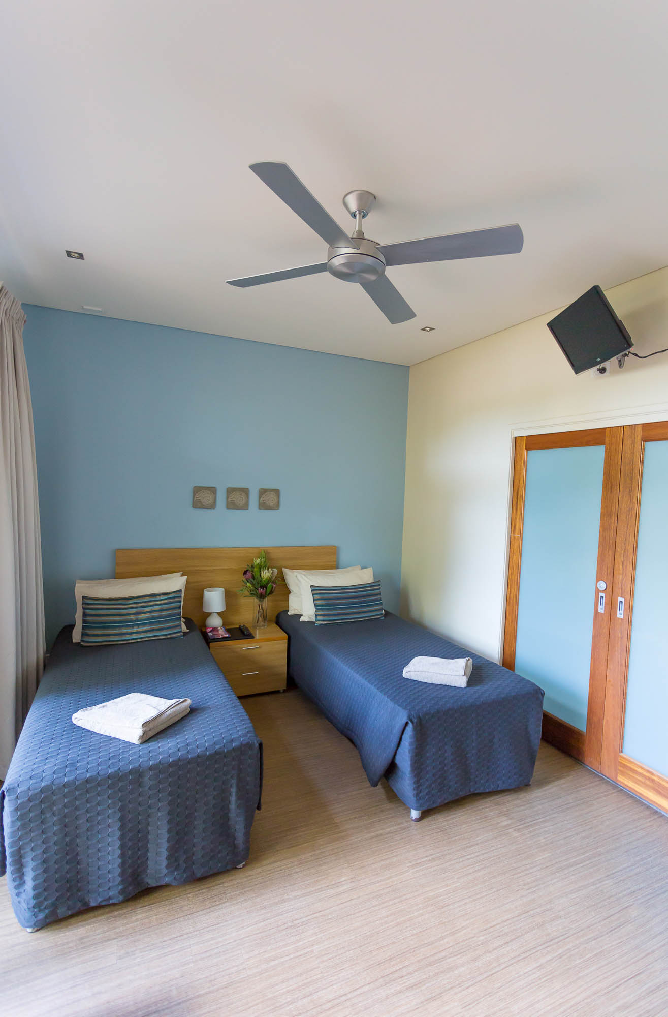 beaches of broome hostel