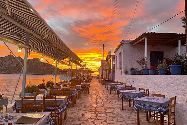 best restaurants aegina