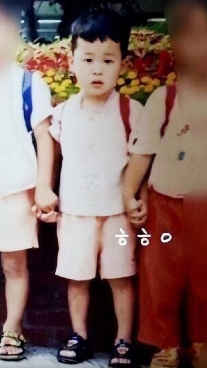 jimin childhood