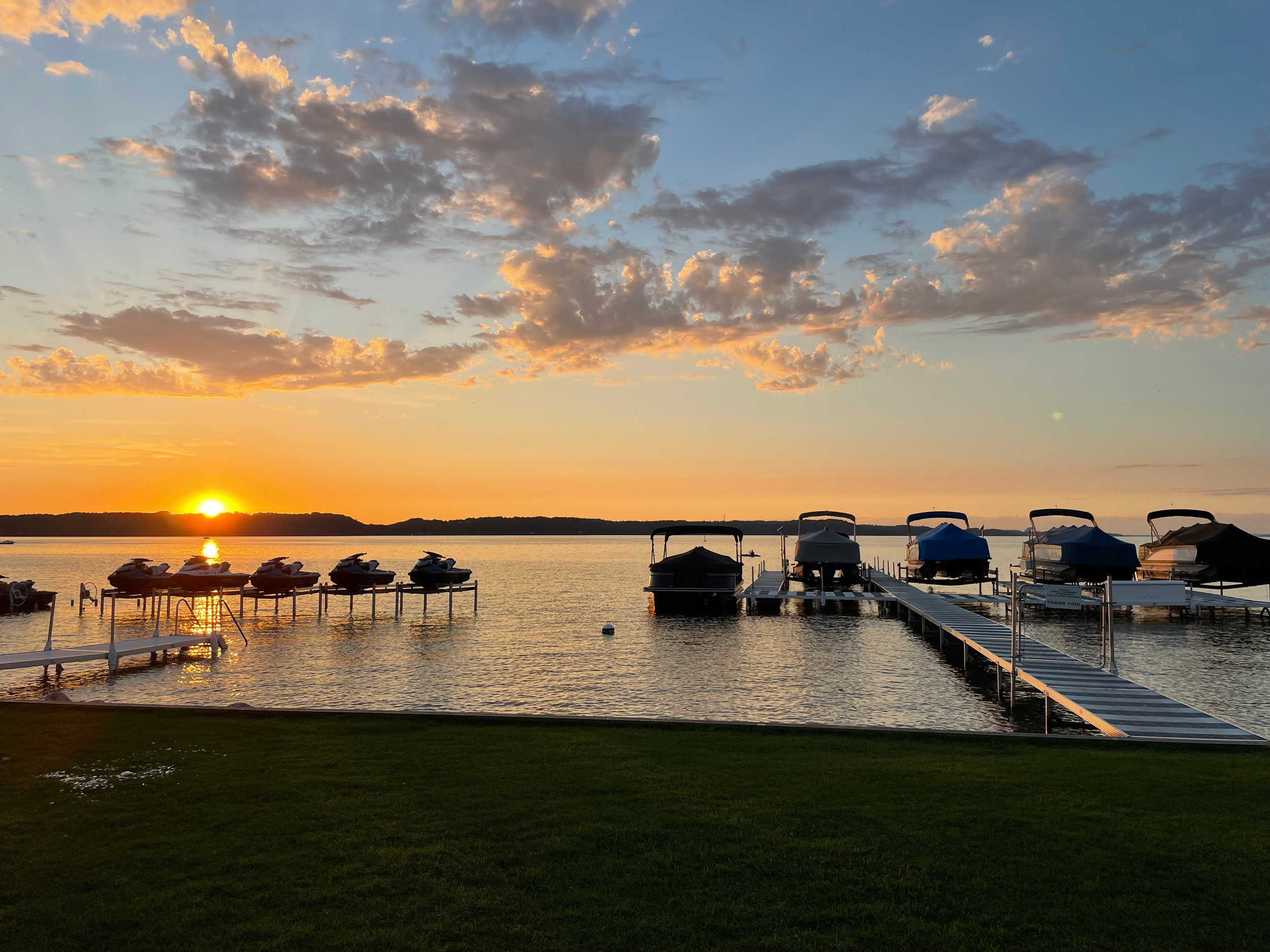 boat rental torch lake mi