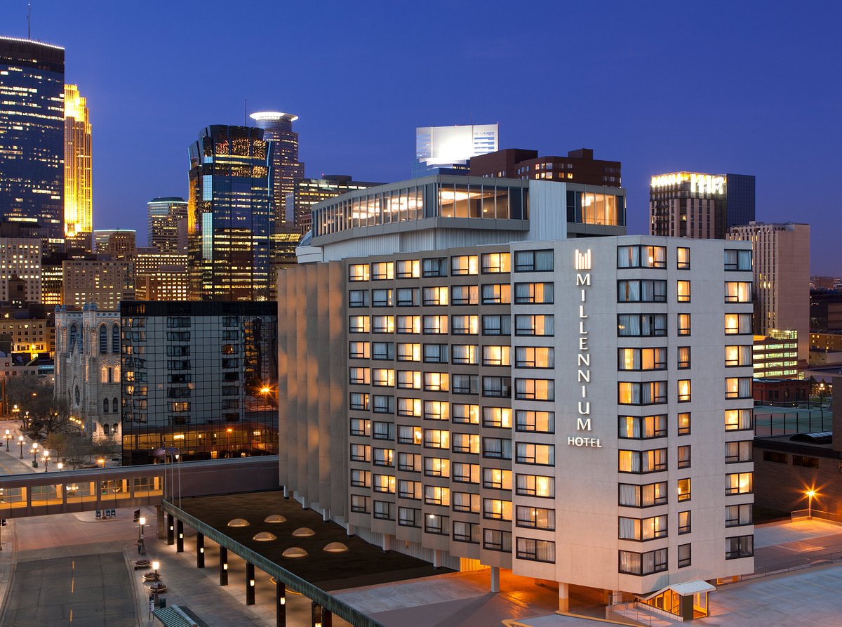 downtown minneapolis hotels