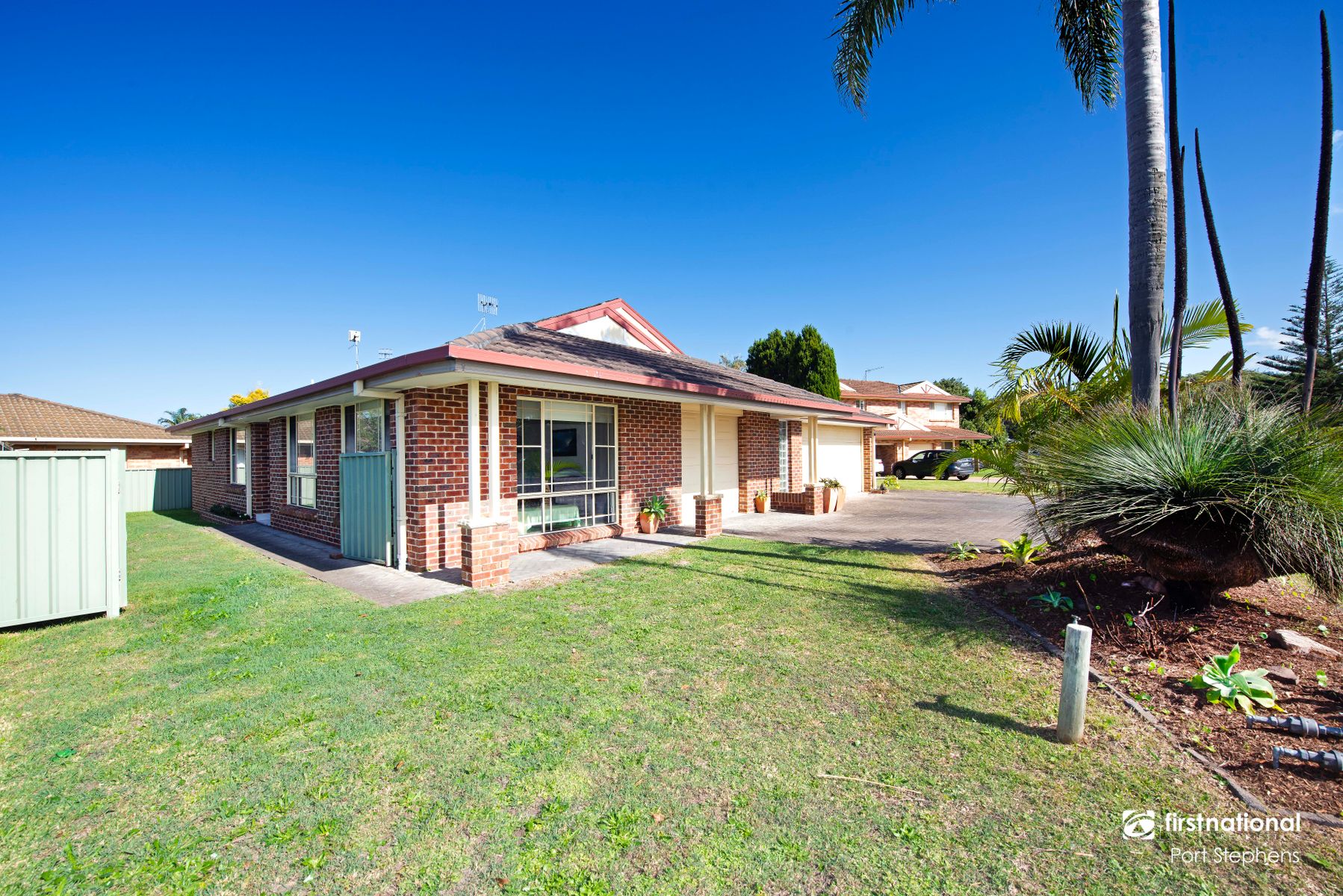 houses for sale fingal bay nsw