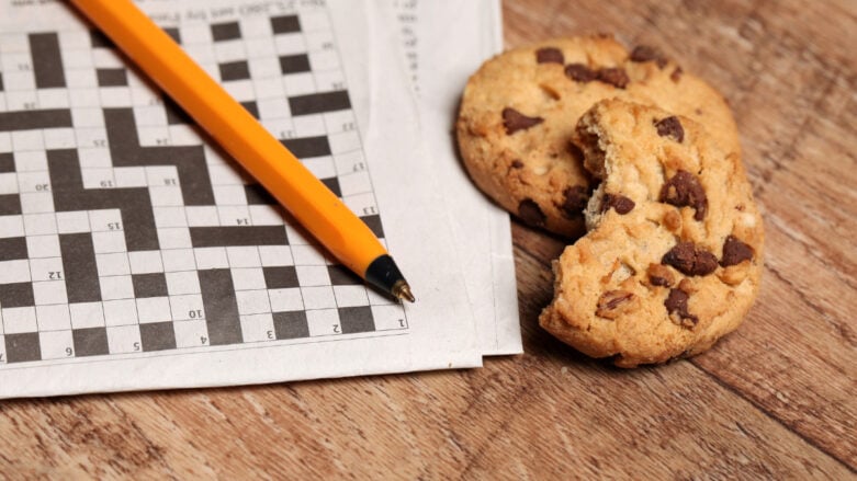 hang crossword clue