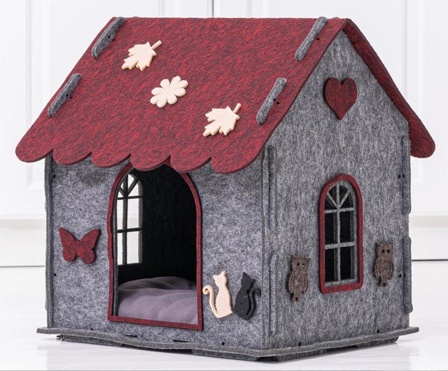 felt cat house