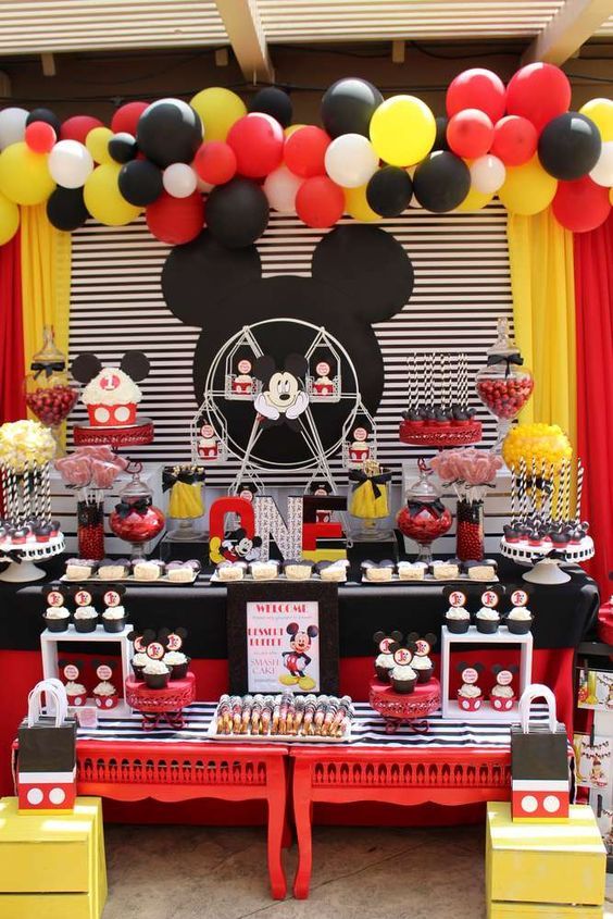 mickey mouse birthday party decorations