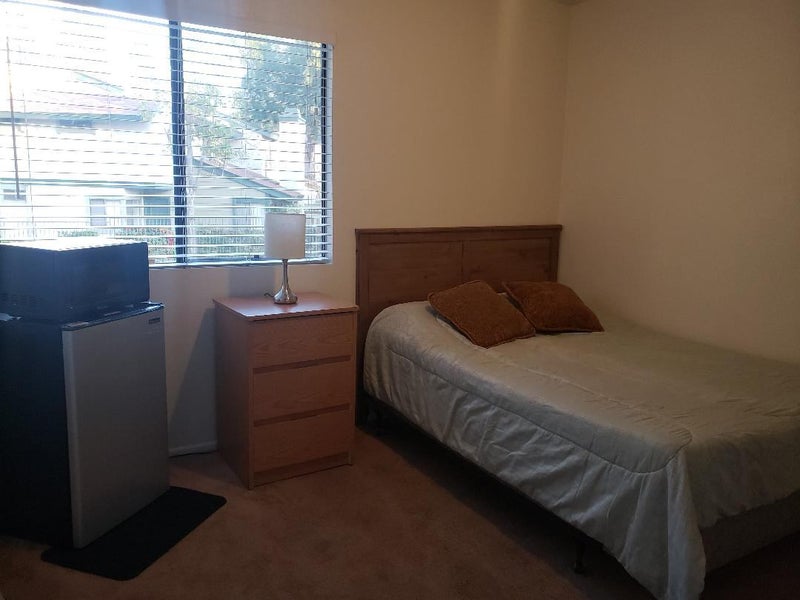 cheap rooms for rent near me no deposit $500