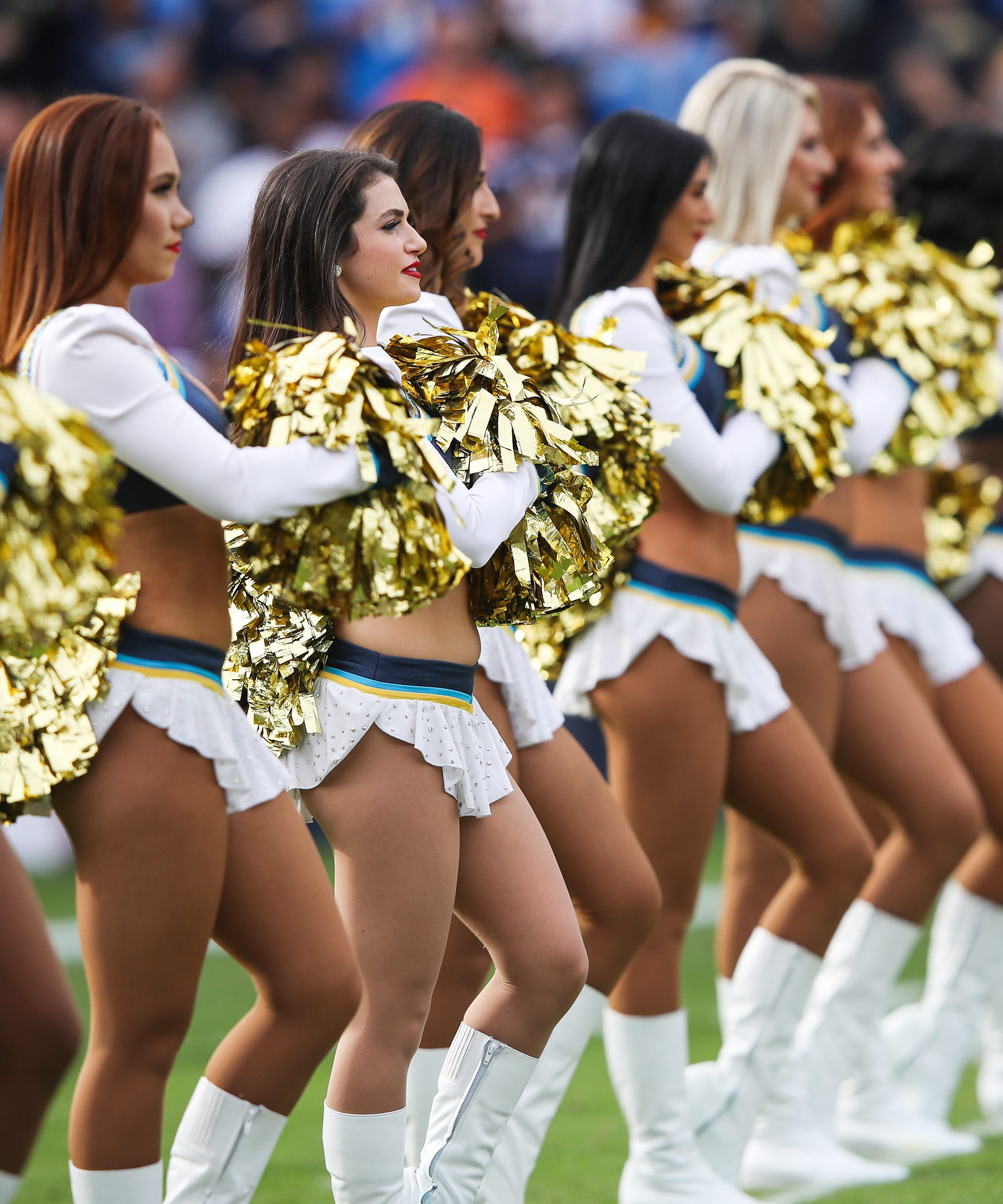 cheerleader nfl salary