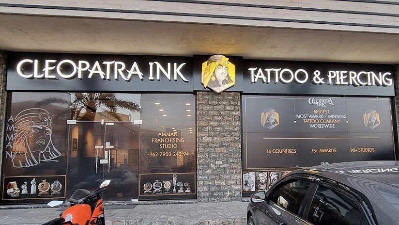 cleopatra ink tattoo & piercing fotos