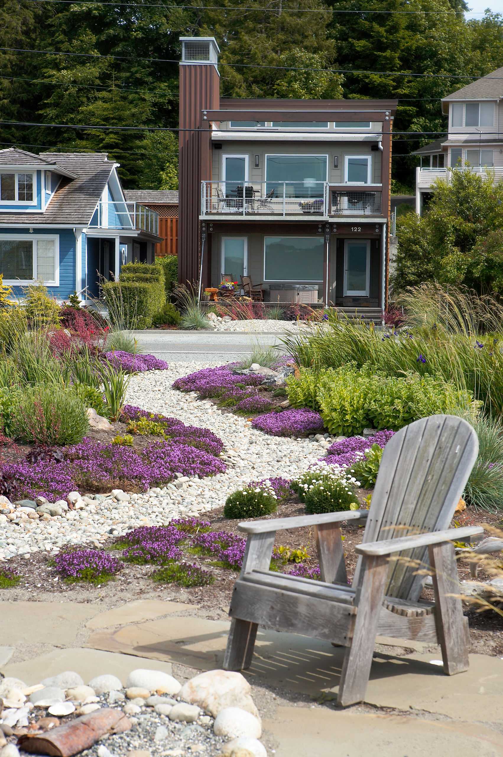 coastal front yard landscaping