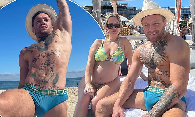 conor mcgregor dee devlin split