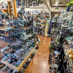 crystal shops near me