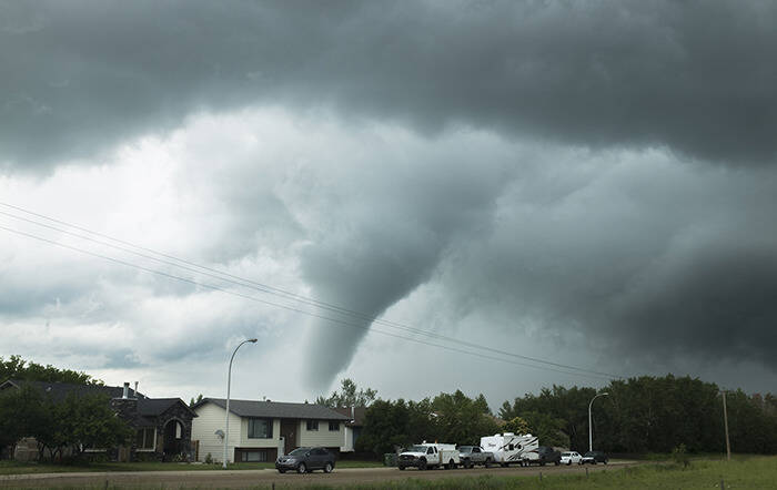 alberta tornado warning today