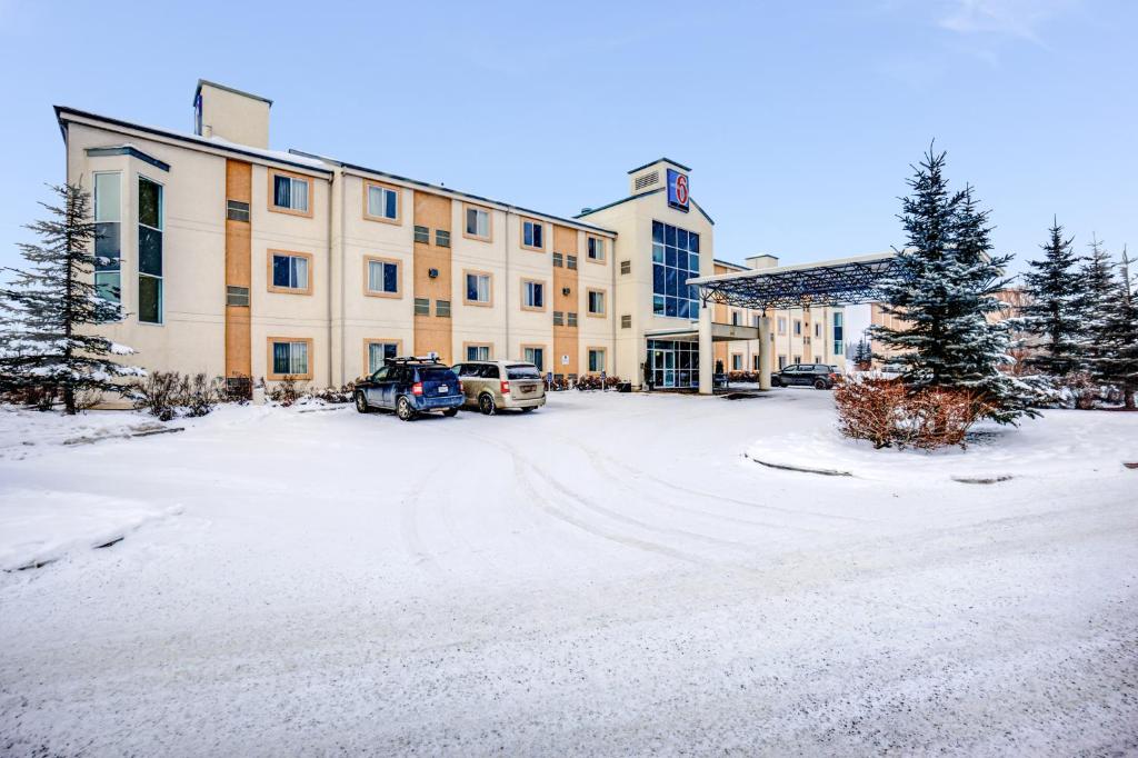 motel 6 red deer