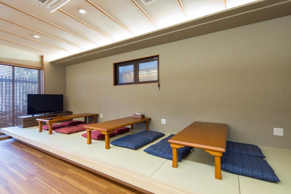 ryokan hostel gion