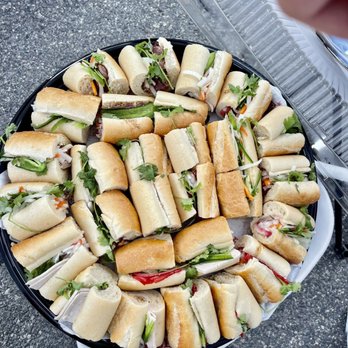 lees sandwiches party tray prices