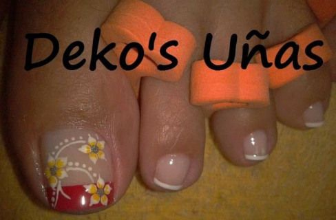 diseño de uñas para pies morenos