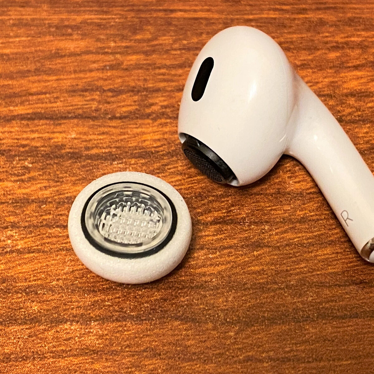 do airpods come with ear tips