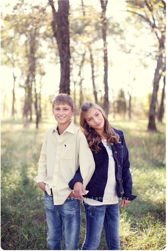 brother and sister photoshoot ideas