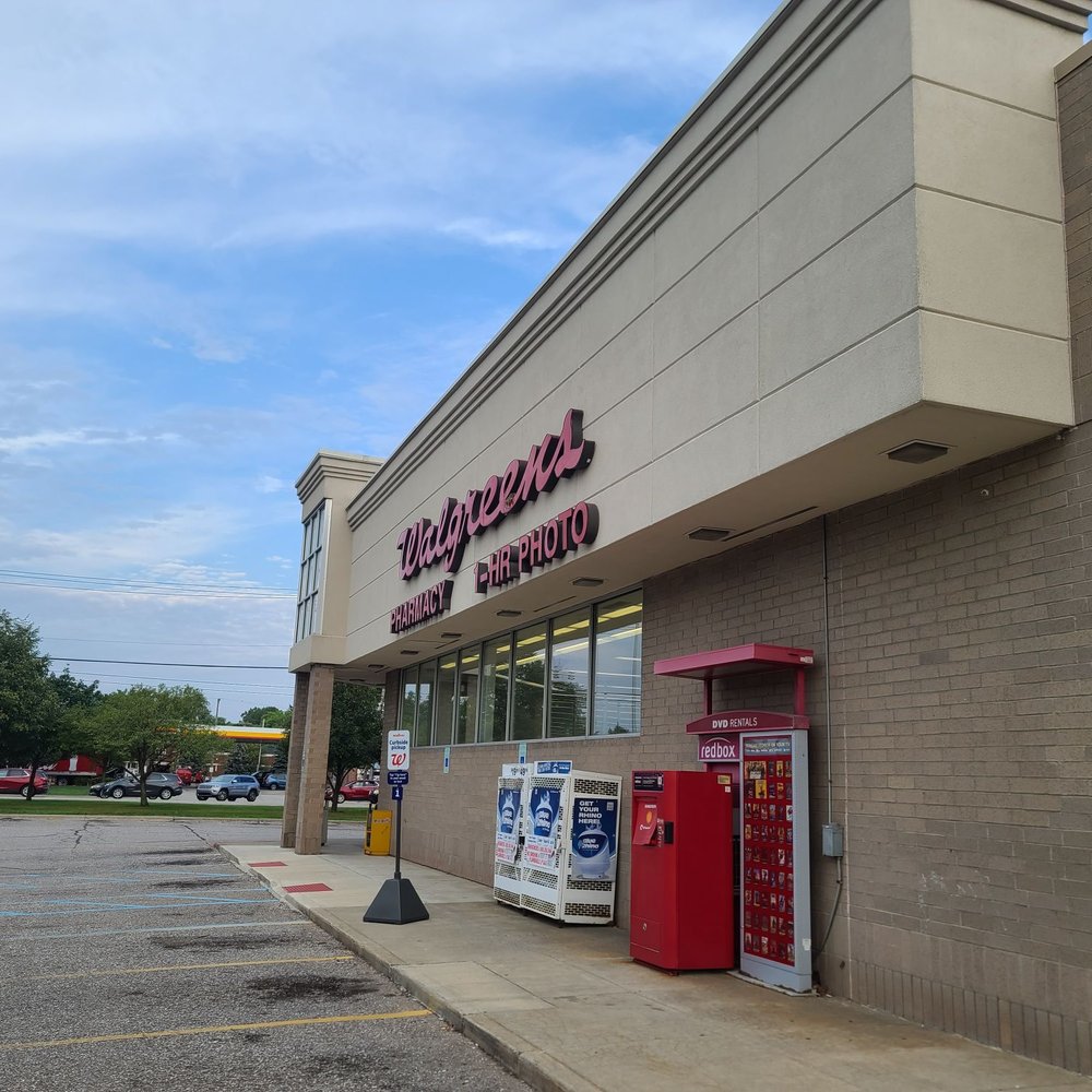 walgreens pharmacy 10 mile and schoenherr