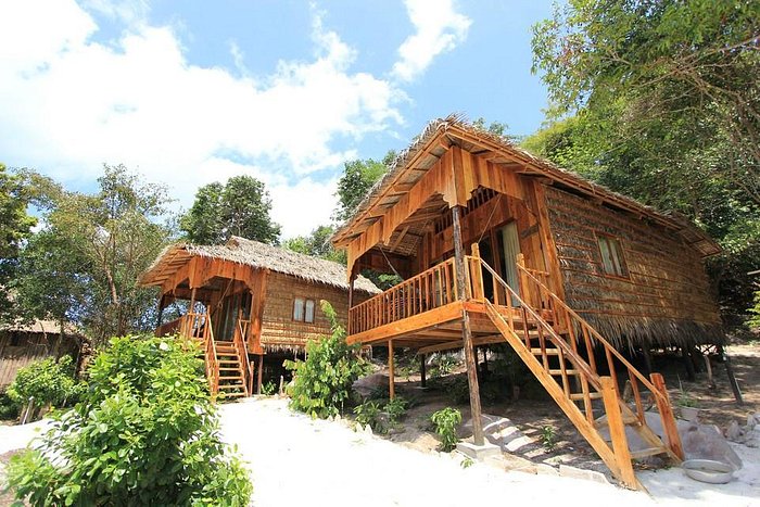 white beach bungalows cambodia