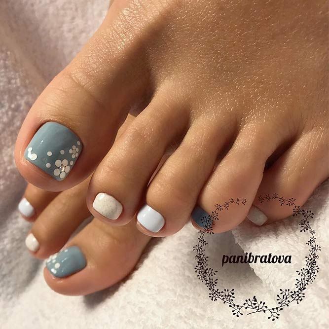 designs on toenails