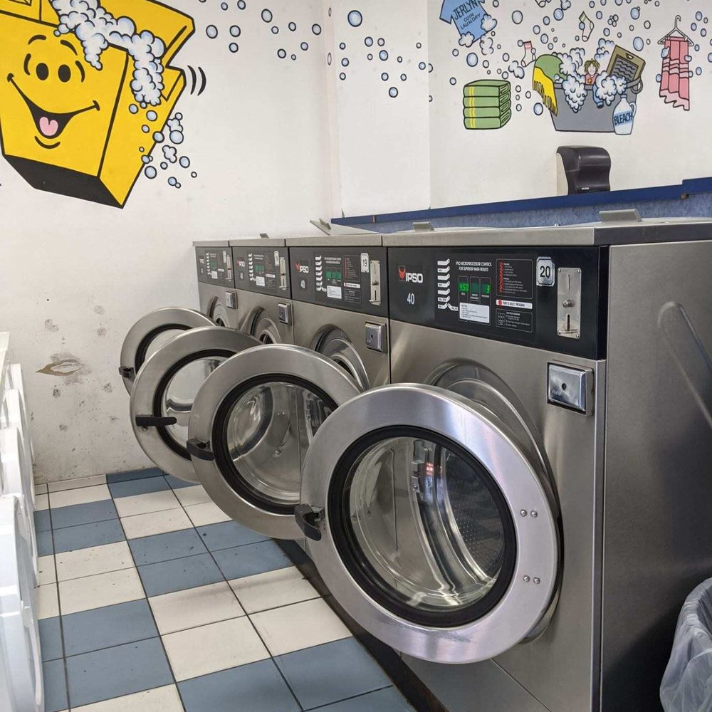 laundromat in la quinta ca