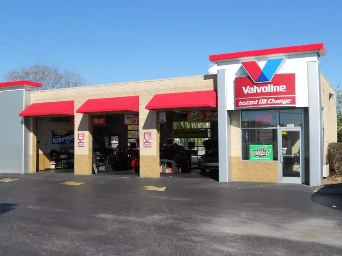 valvoline oil change near me