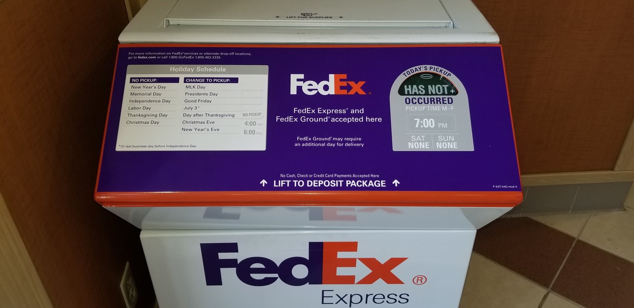 fedex drop box