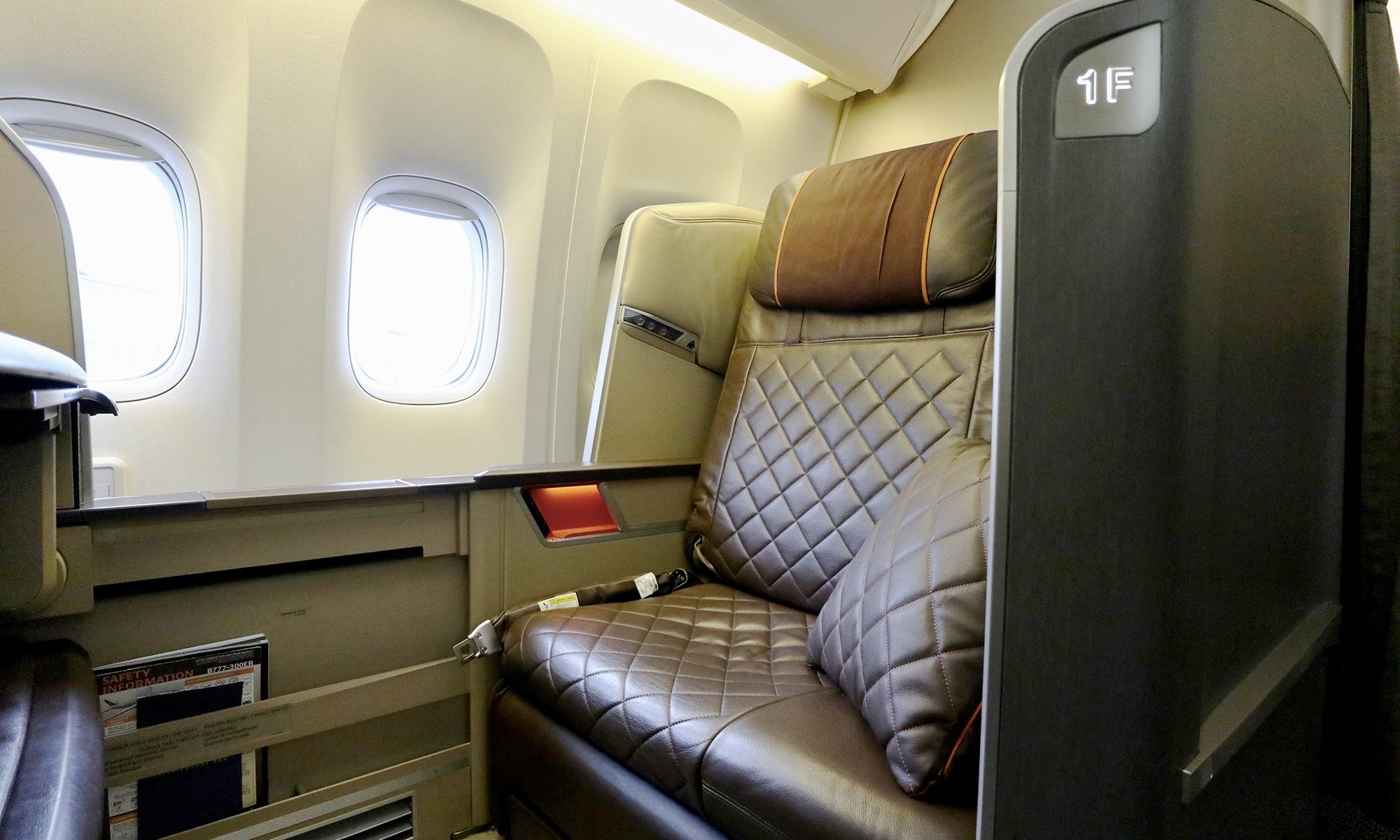 first class flights to amsterdam