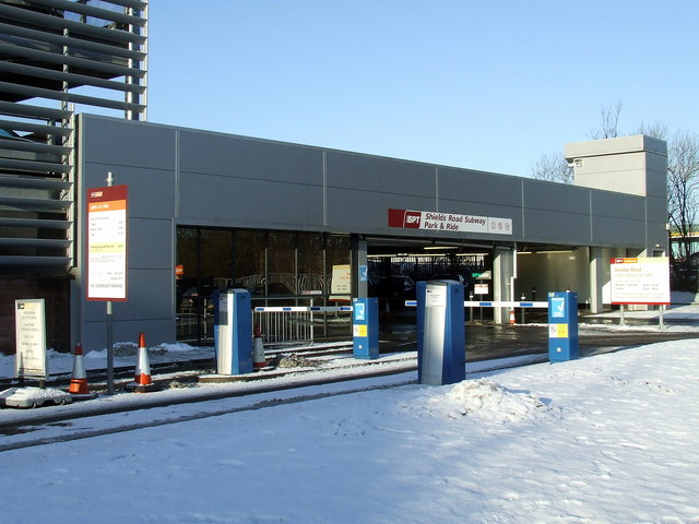 glasgow park and ride shields road