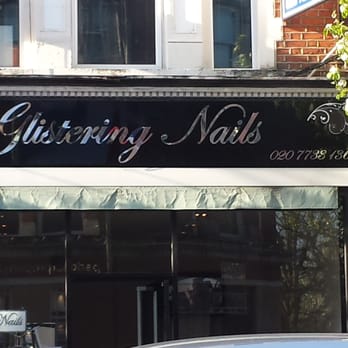 glistering nails