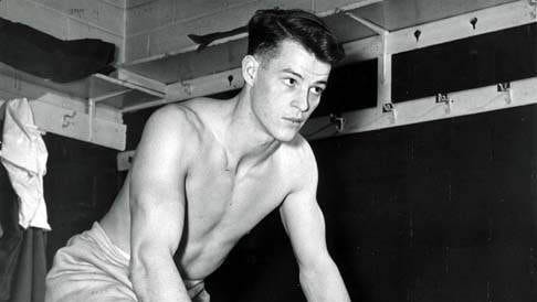 gordie howe no shirt