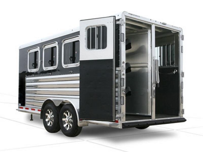 horse trailers for sale near me