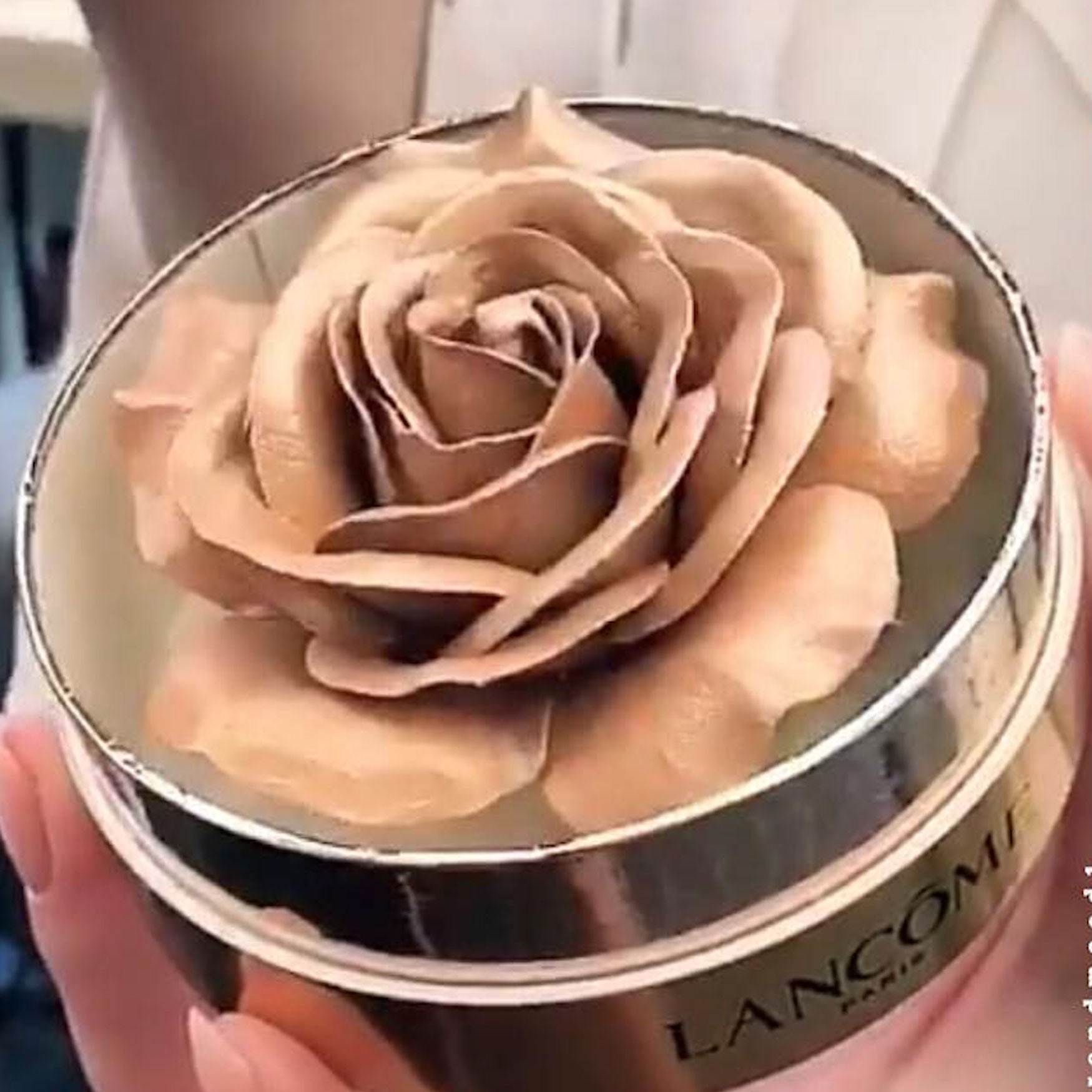 la rose powder lancome