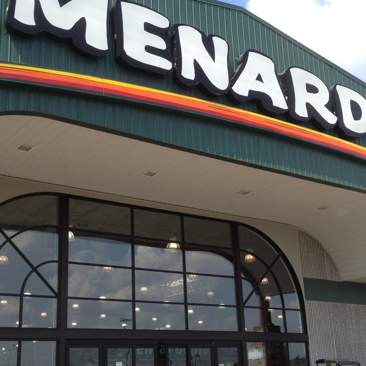 menards duluth mn hours