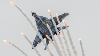 mig 29 vs su 27