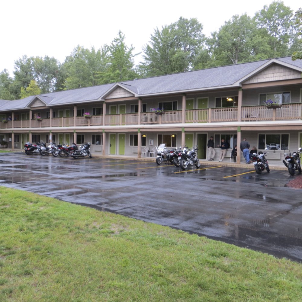 motels in bellaire michigan