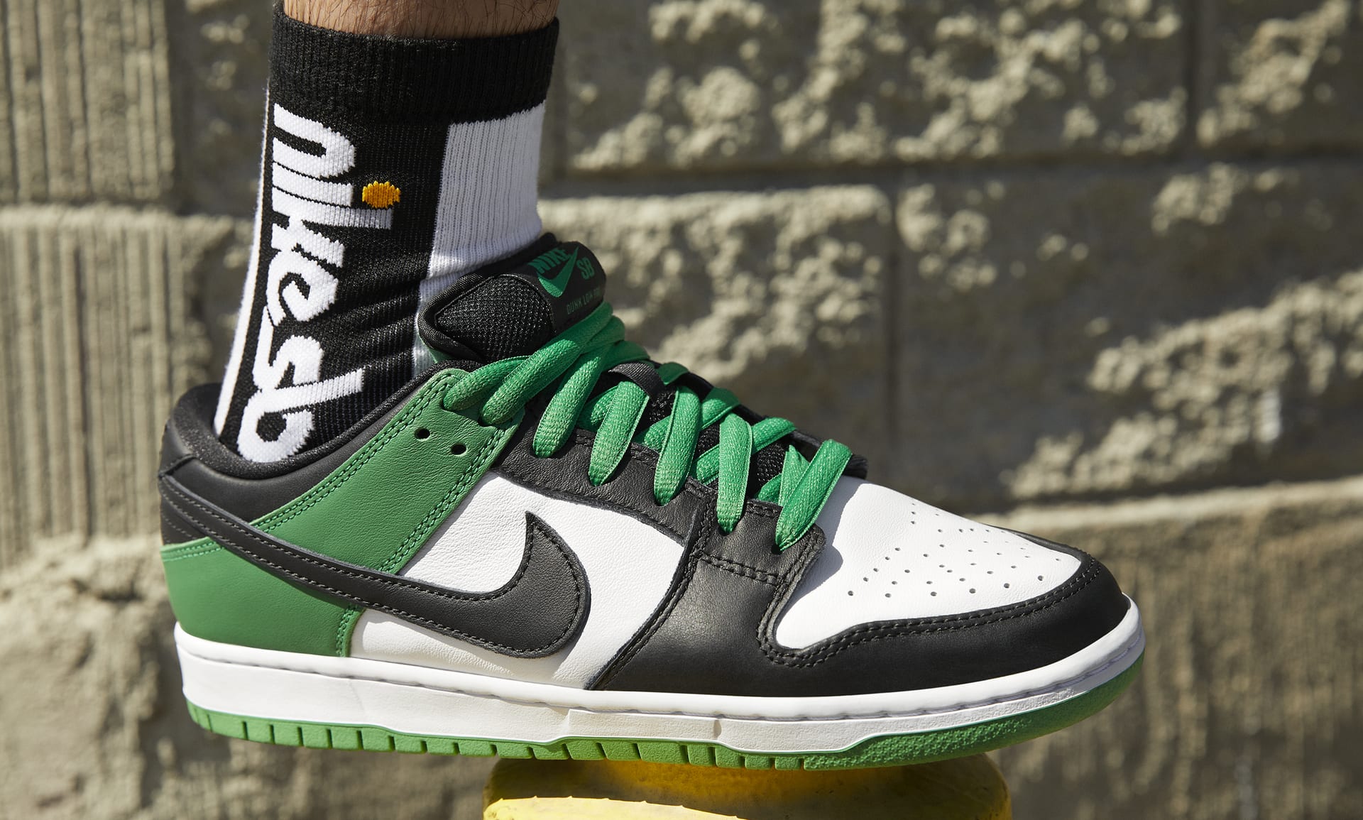 nike sb dunk low pro shoes