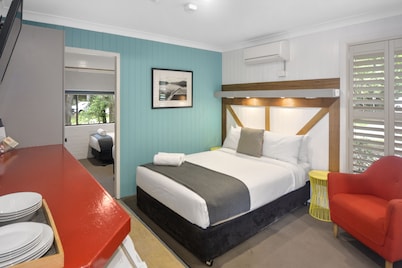 nowra motels