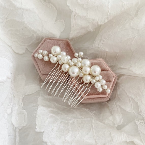 pearl hair comb