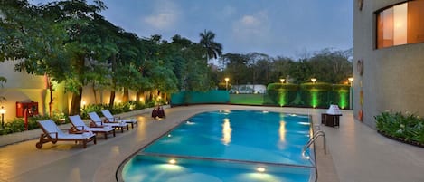 pet friendly hotels in vadodara