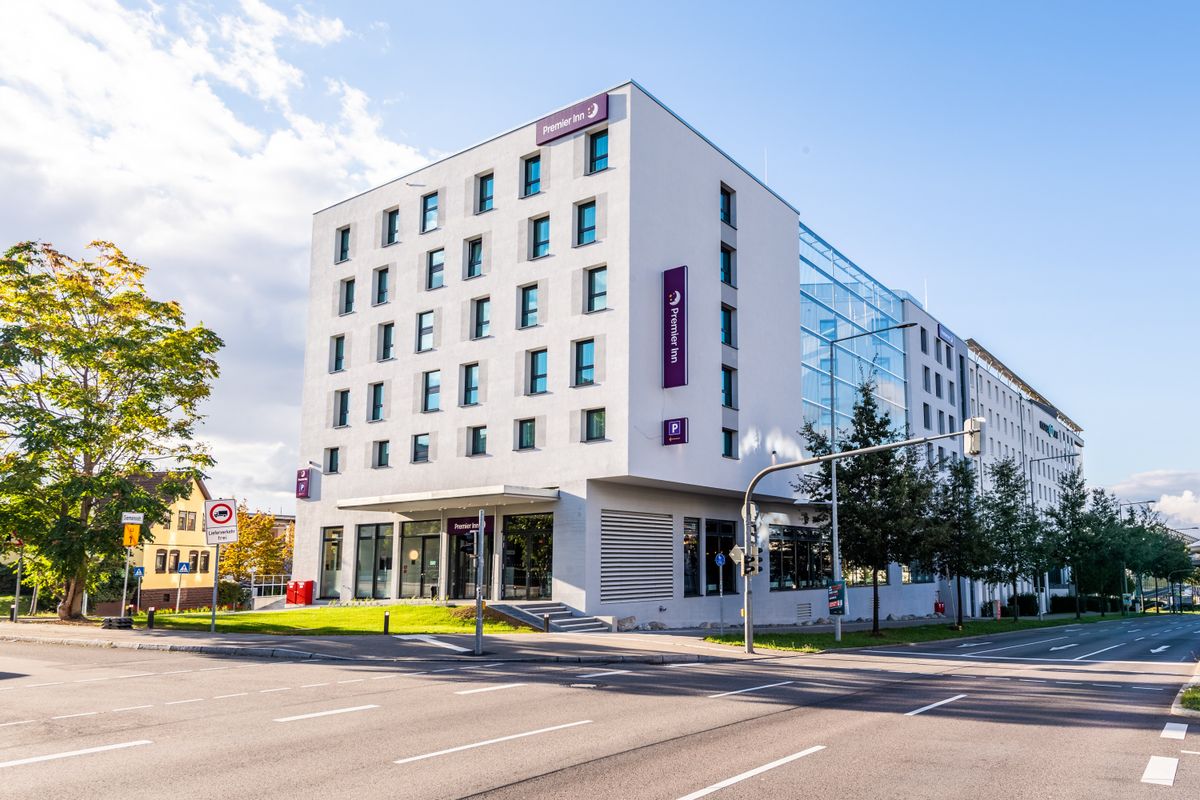 premier inn stuttgart airport