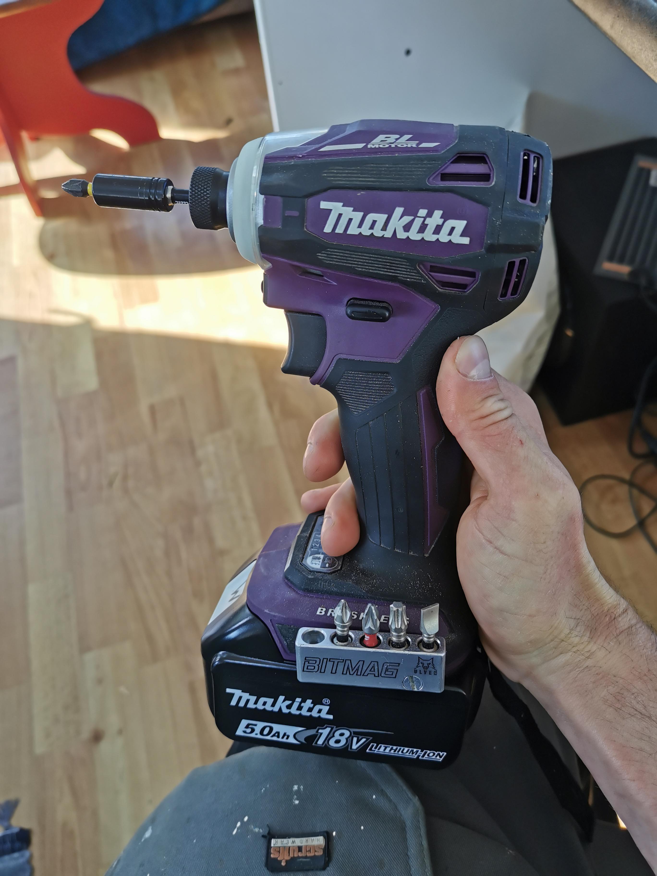 purple makita