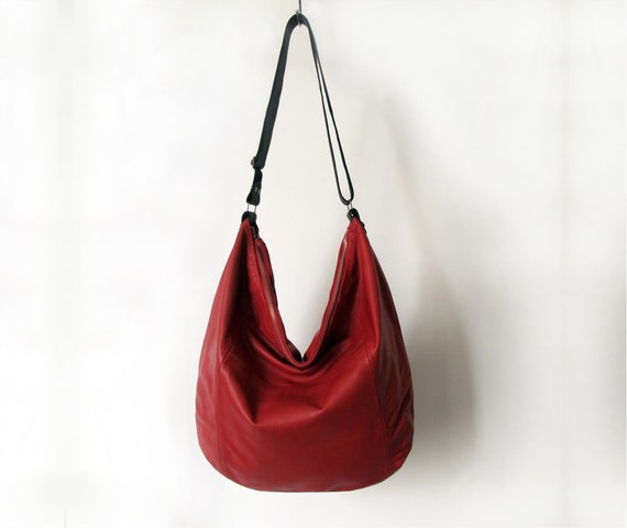 red hobo purse