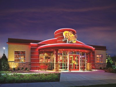 red robin.hours