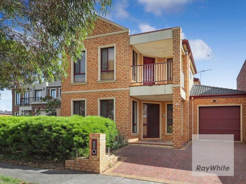 rent in roxburgh park