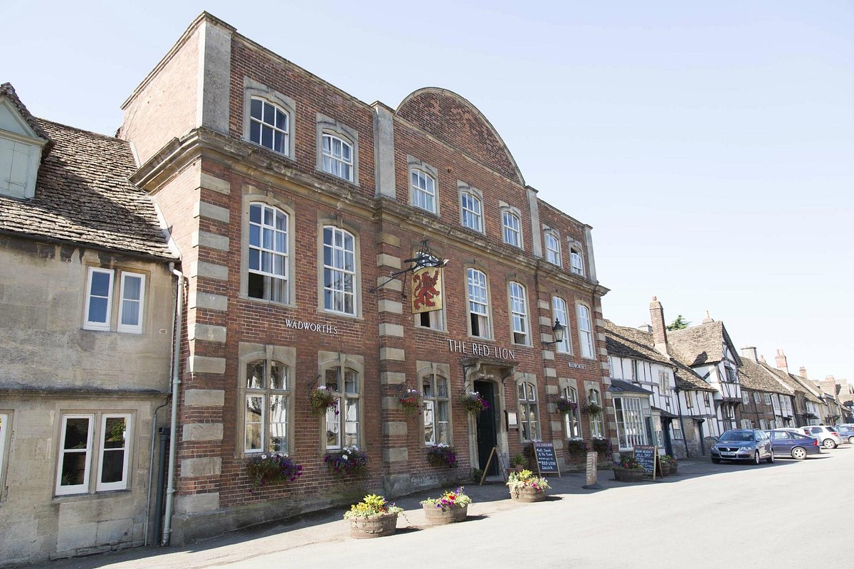 restaurants in lacock wiltshire